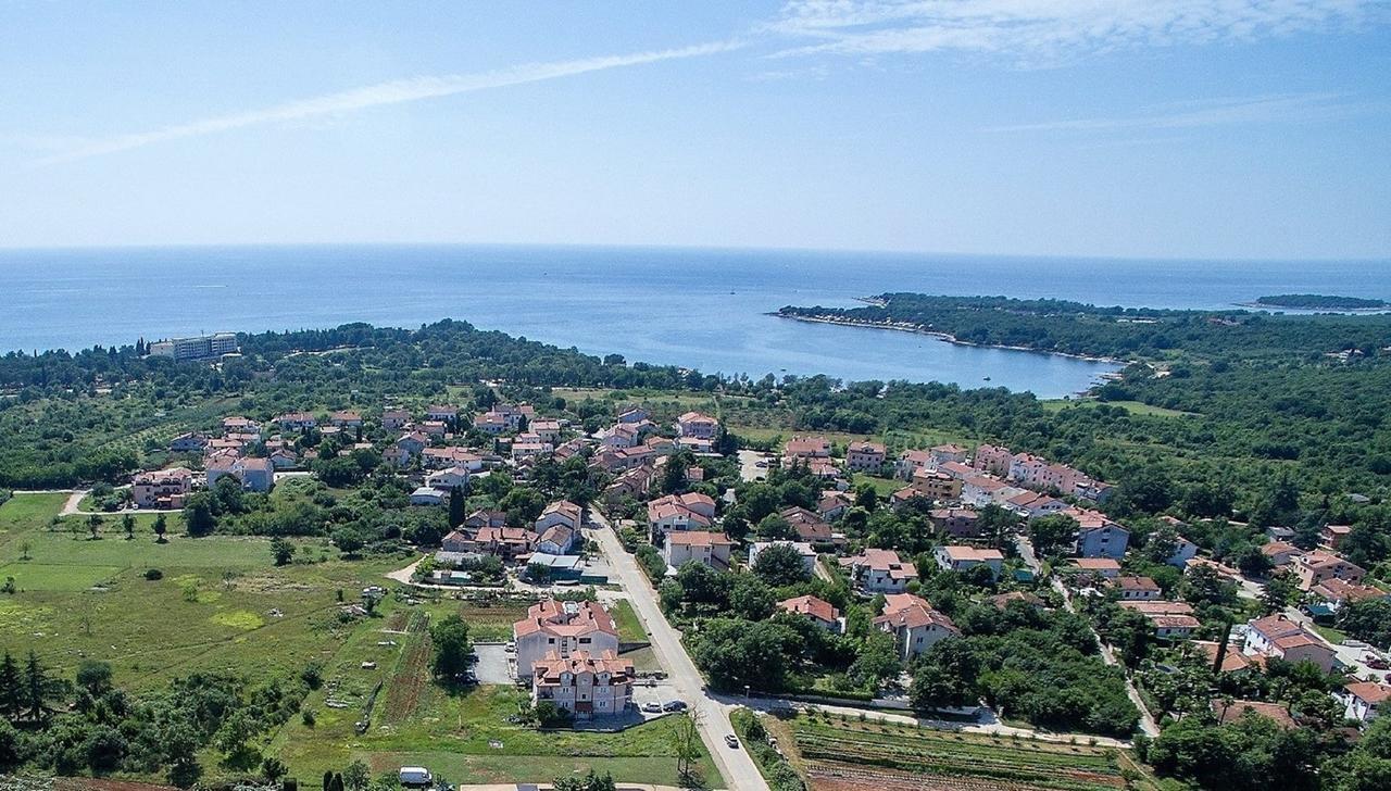 Punta B Hotel Porec Exterior photo